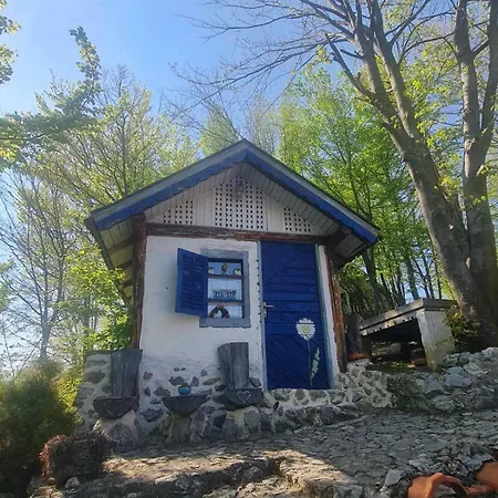 3 Hill Station Kemping *